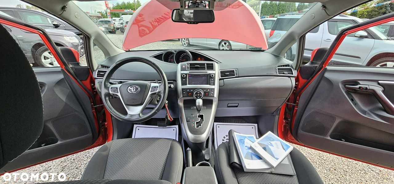 Toyota Verso - 28