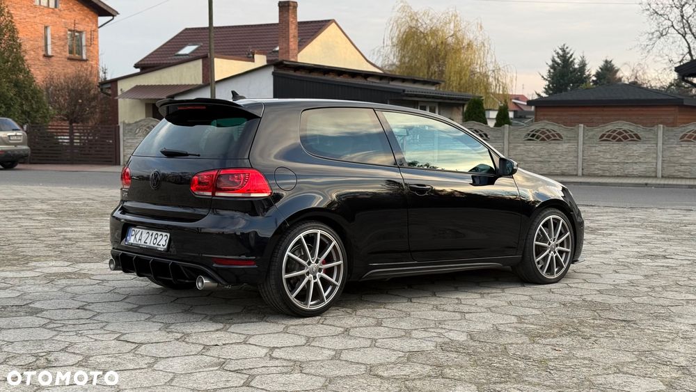 Volkswagen Golf 2.0 GTI - 3