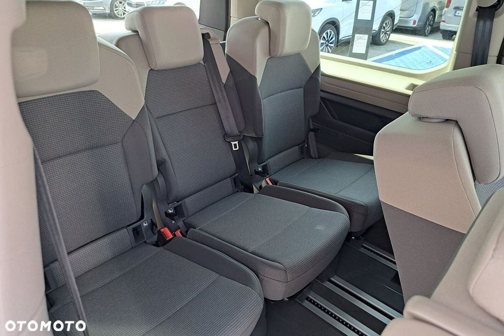 Volkswagen Multivan - 14