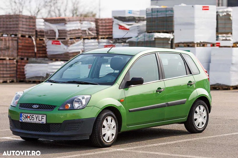 Ford Fiesta 1.3i Comfort - 2