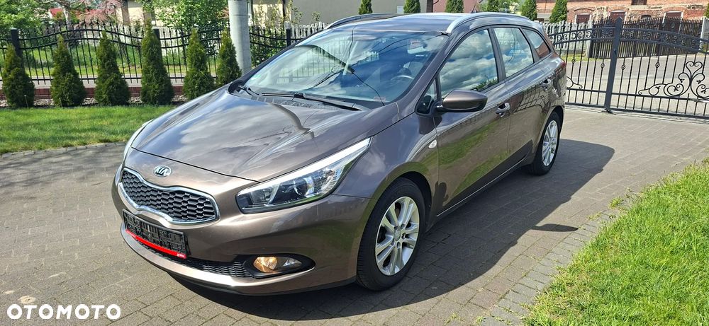 Kia Ceed 1.6 GDI Vision - 10