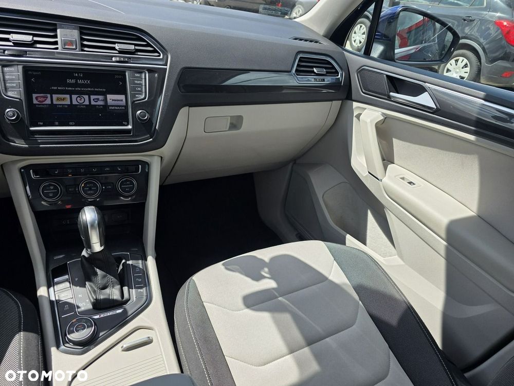 Volkswagen Tiguan - 17