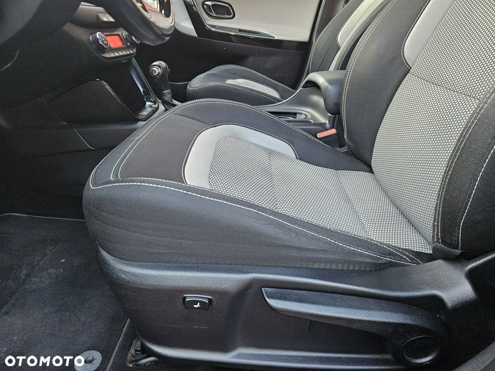 Kia Ceed 1.6 CRDi 136 DCT ISG GT Line - 24