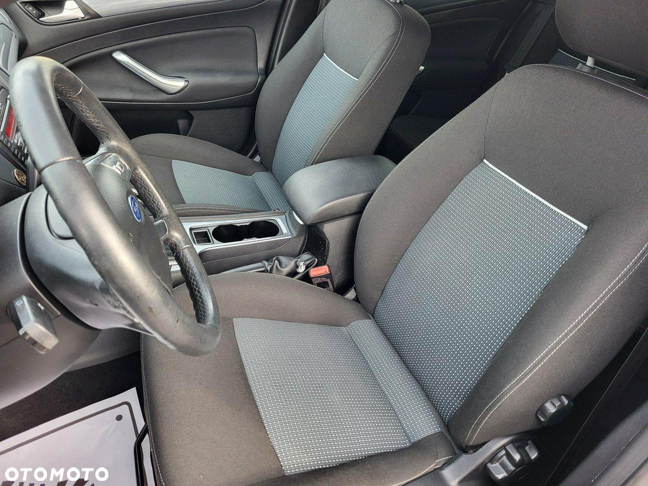 Ford Mondeo - 19
