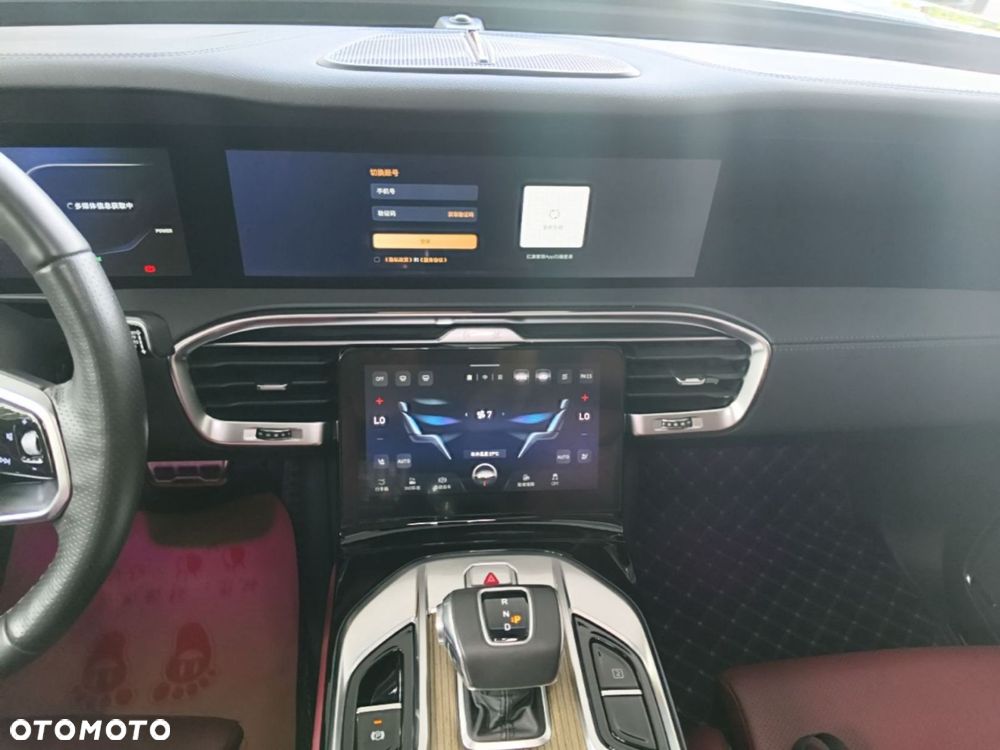 Hongqi E-HS9 - 6