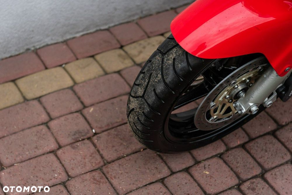 Honda VFR - 9