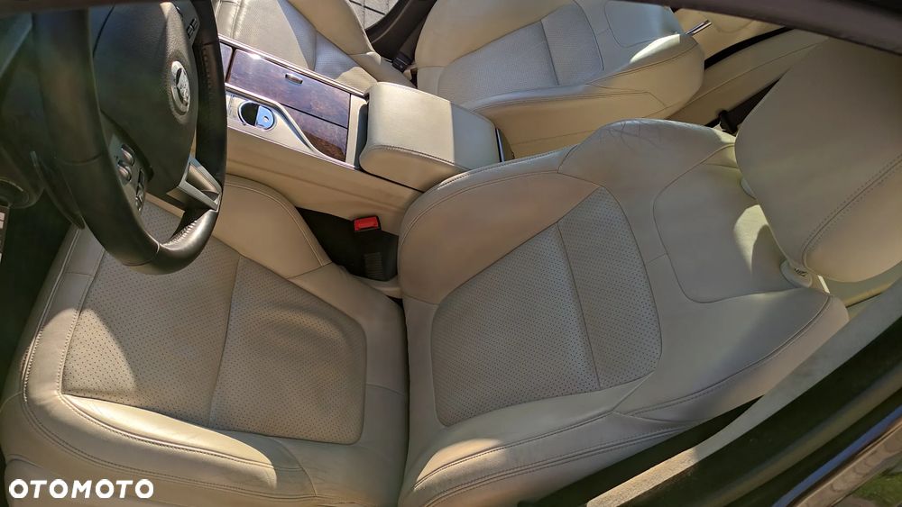 Jaguar XF 3.0 V6 D S Portfolio - 22