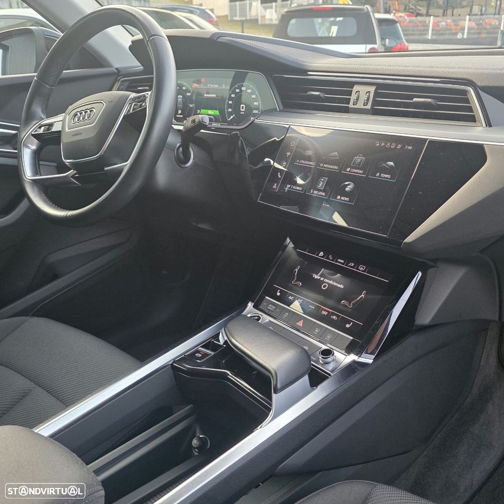 Audi e-tron 50 quattro Advanced - 36