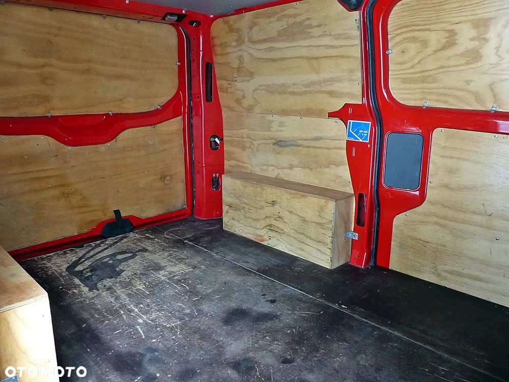Ford TRANSIT CUSTOM - 8
