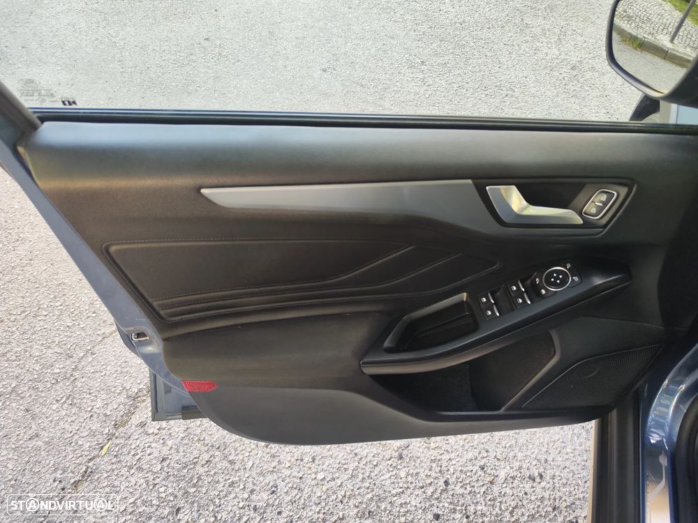 Ford Focus SW 1.0 EcoBoost Active Aut. - 26