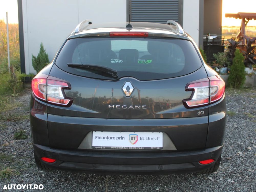 Renault Megane dCi 110 FAP Paris - 8