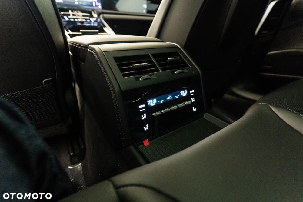 Porsche Panamera 4 - 33