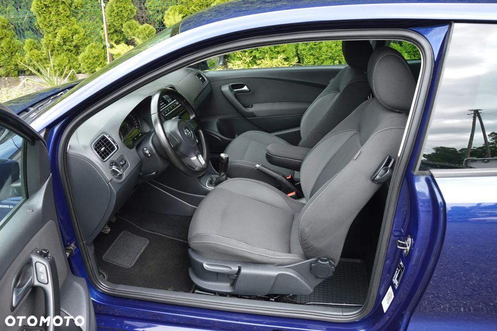 Volkswagen Polo - 22