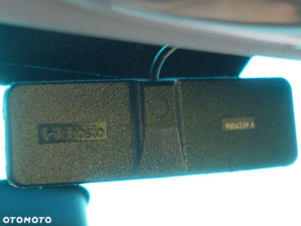 Toyota Yaris Verso - 25