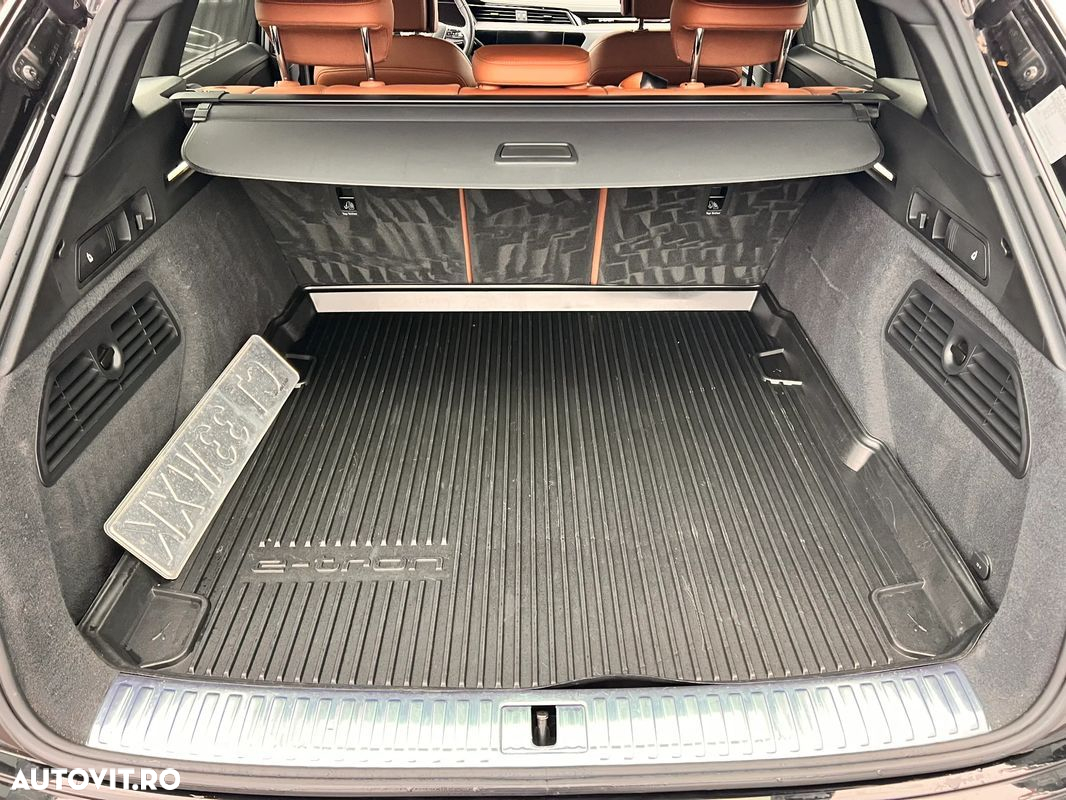 Audi Q8 - 33