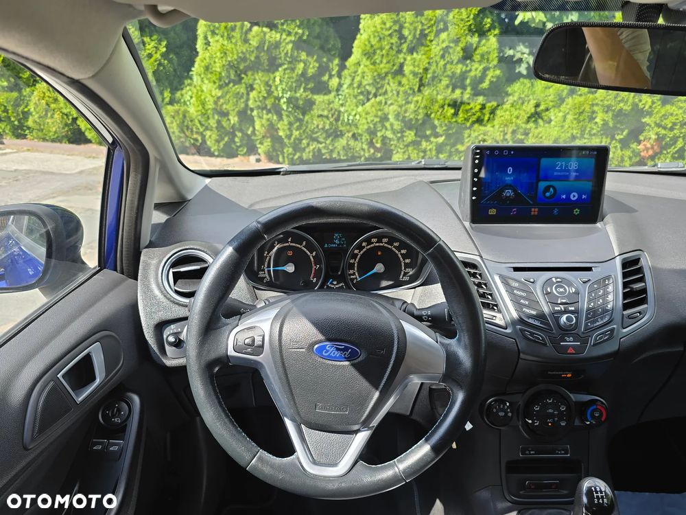 Ford Fiesta 1.0 EcoBoost Titanium - 17