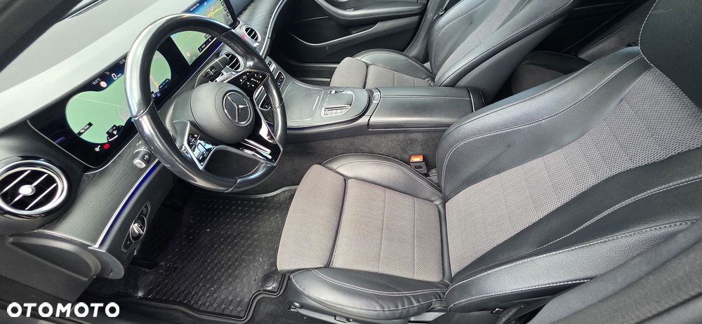 Mercedes-Benz Klasa E 220 d 9G-TRONIC Avantgarde - 20
