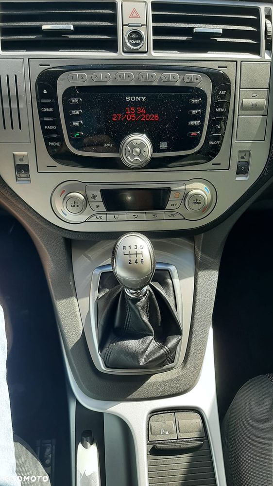 Ford Kuga 2.0 TDCi 2x4 Champions Edition - 22