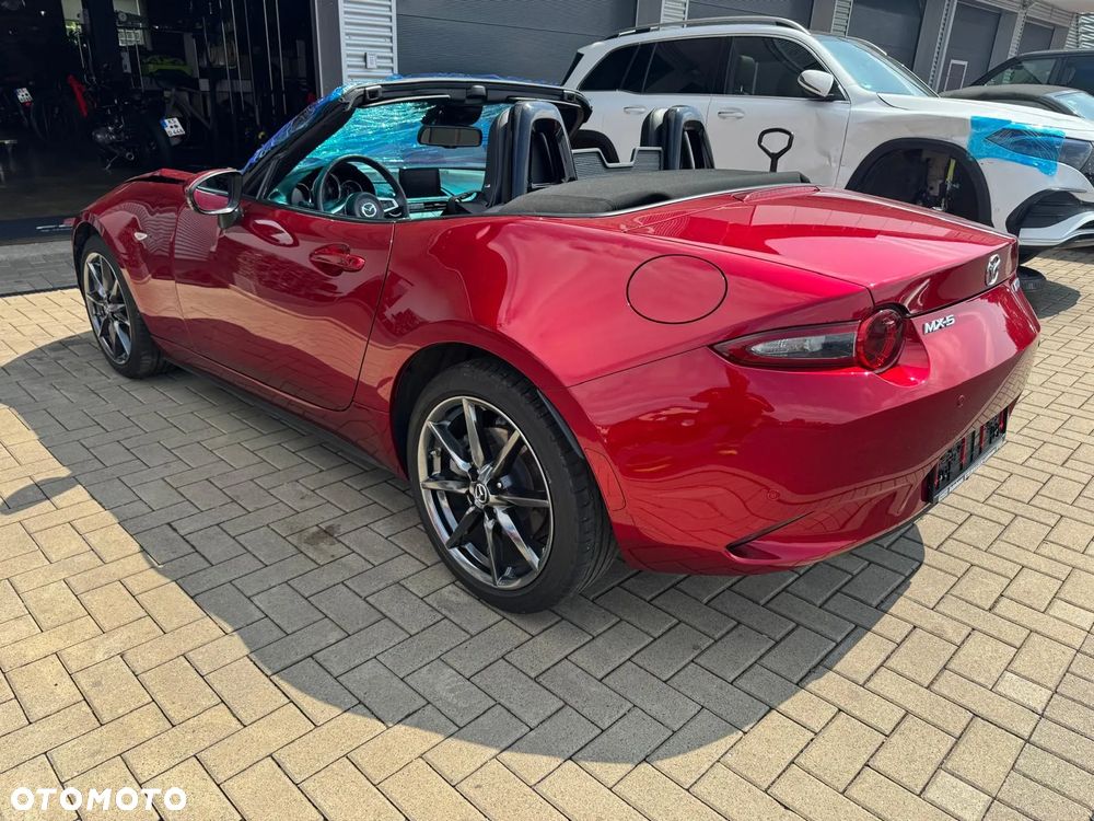 Mazda MX-5 RF SKYACTIV-G 184 Sports-Line - 3