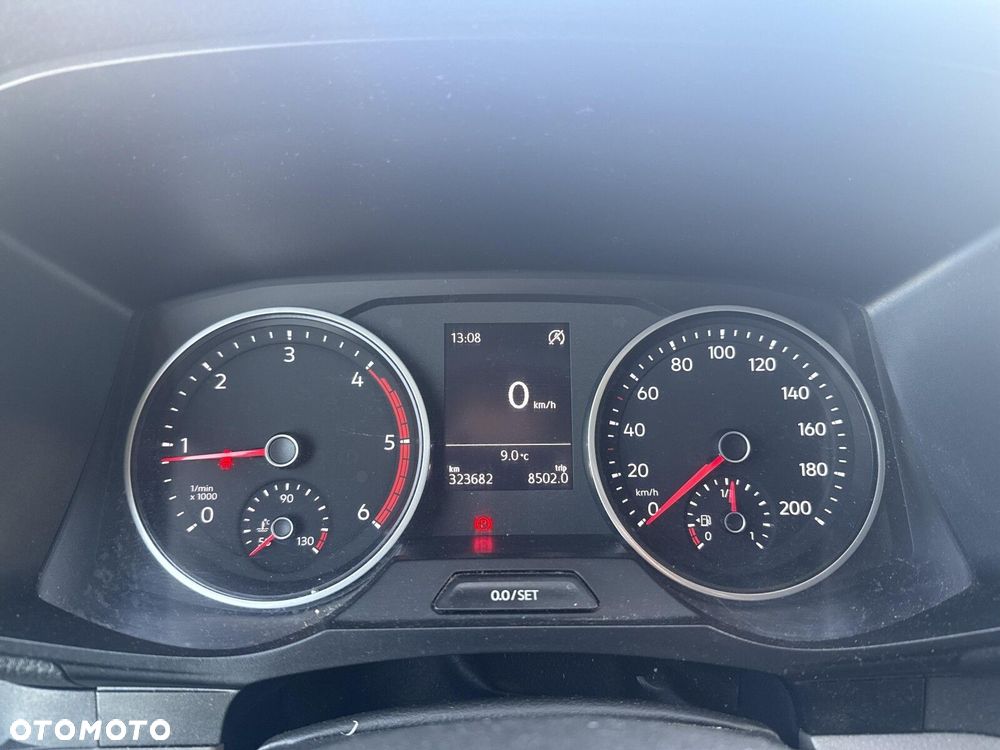 Volkswagen Crafter - 11