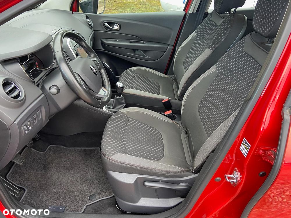 Renault Captur - 28