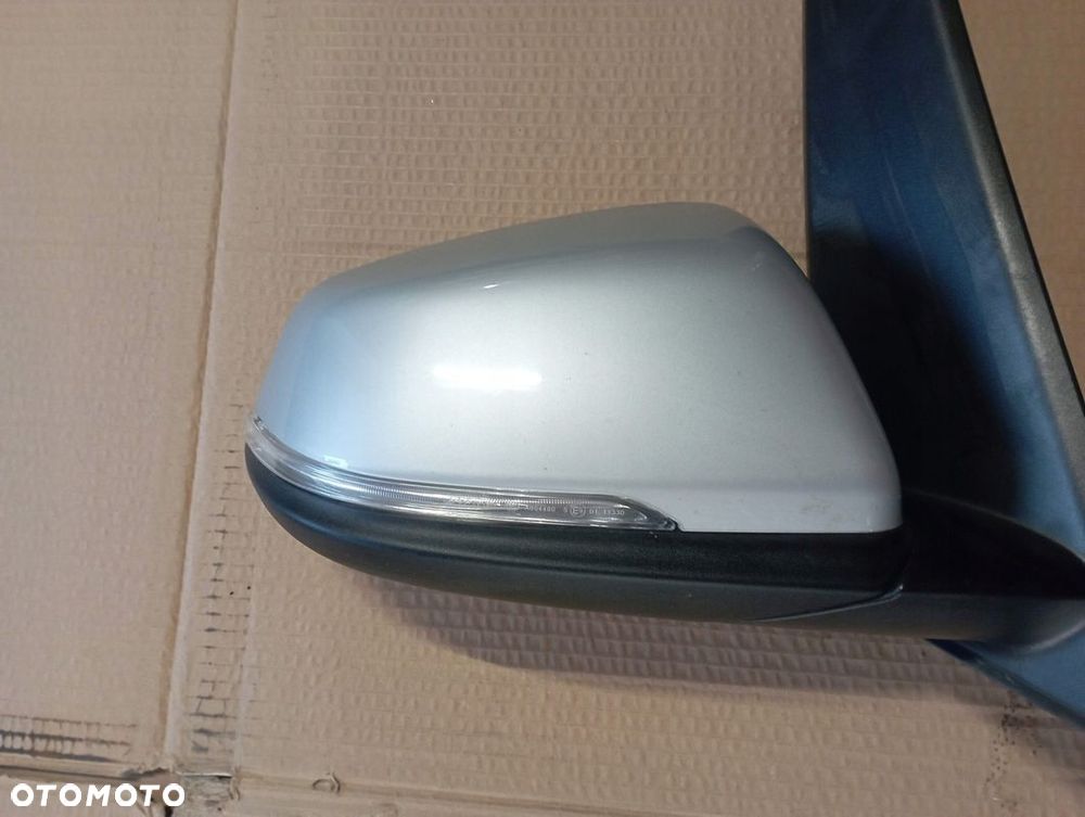 BMW F46 LUSTERKO PRAWE 6 PIN EUROPA - 3