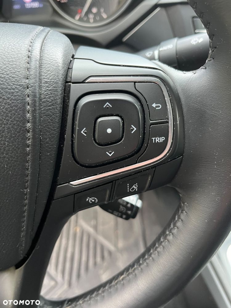 Toyota Avensis 2.0 D-4D Prestige - 15