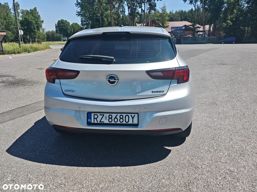Opel Astra 1.4 T Enjoy S&S - 10