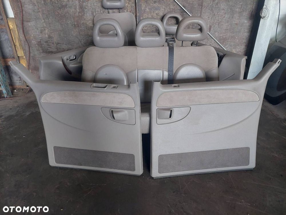 KOMPLET FOTELI LEWY PRAWY PRZÓD KANAPA TYŁ BOCZKI CHRYSLER GRAND VOYAGER IV - 8