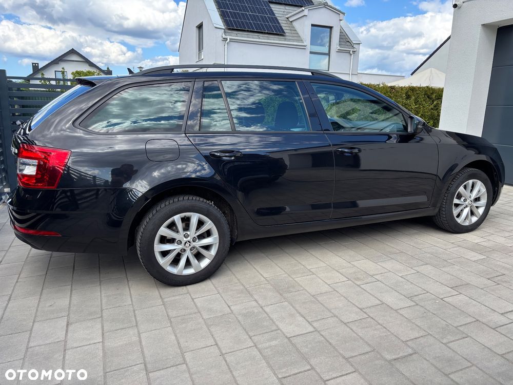 Skoda Octavia 2.0 TSI Ambition DSG - 4