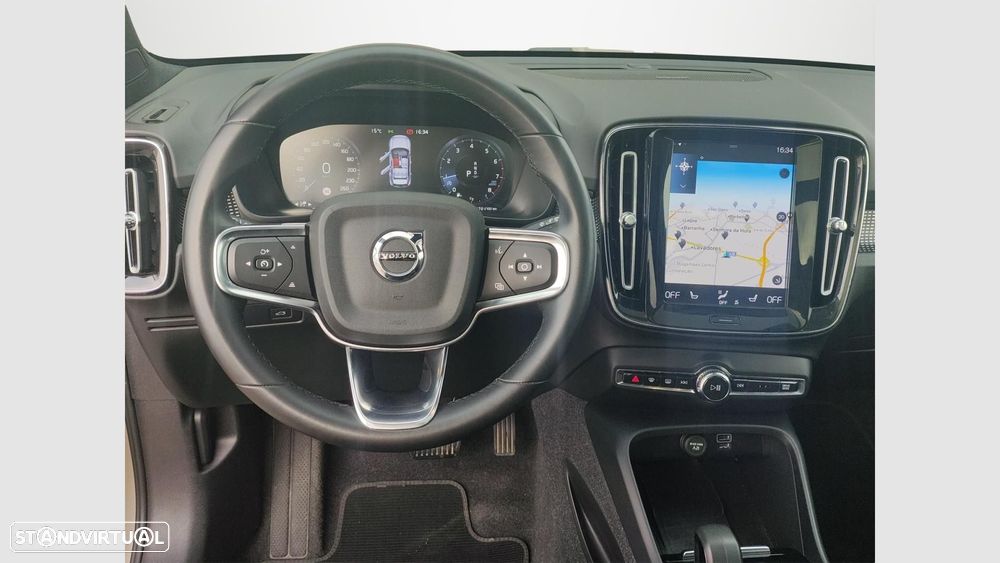 Volvo XC 40 1.5 T2 Plus Dark Auto - 13