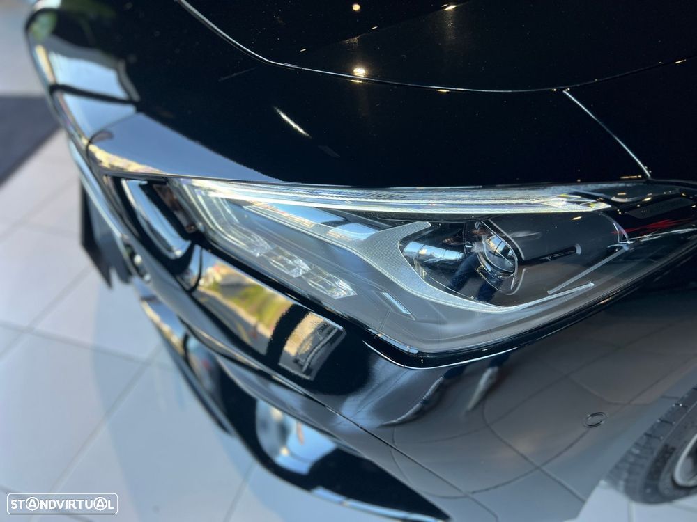 Mercedes-Benz CLA 180 d Shooting Brake AMG Line Aut. - 5