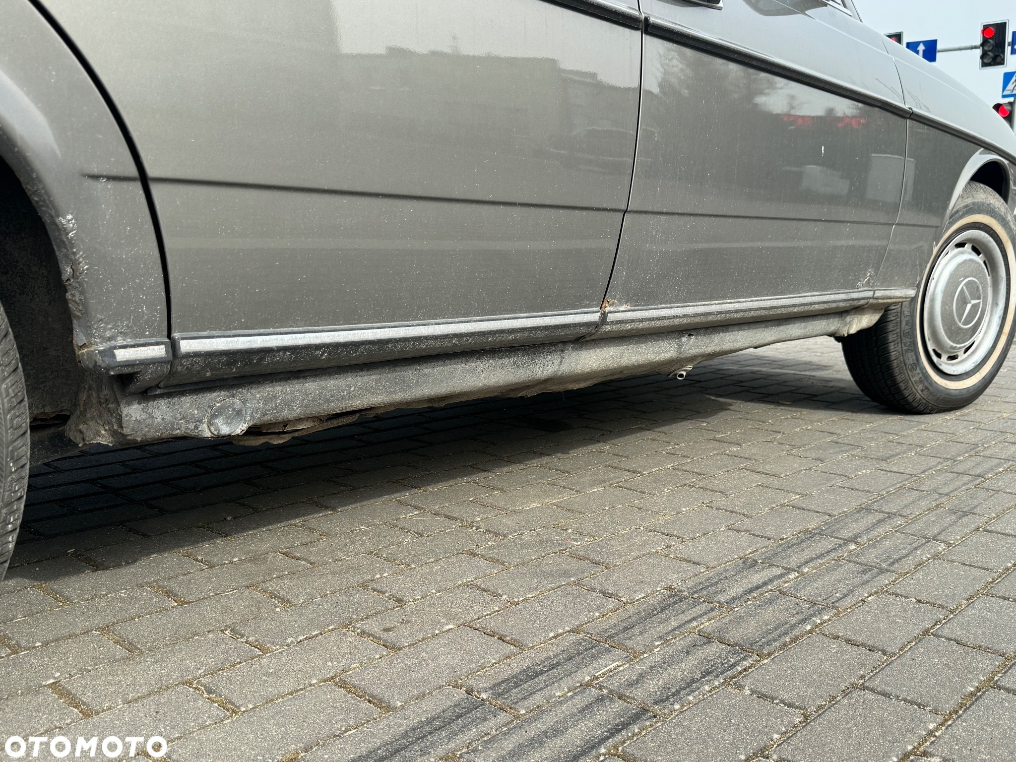 Mercedes-Benz W123 - 20