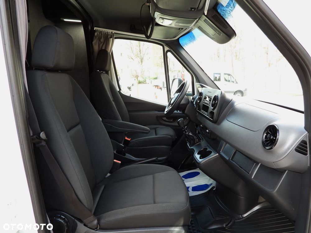 Mercedes-Benz SPRINTER 317 PLANDEKA WINDA 8 PALET WEBASTO TEMPOMAT KLIMATYZACJA  170KM - 35