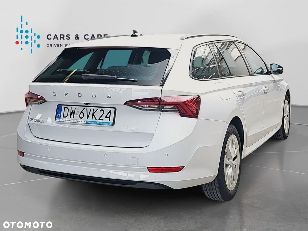 Skoda Octavia 2.0 TDI Ambition DSG - 24