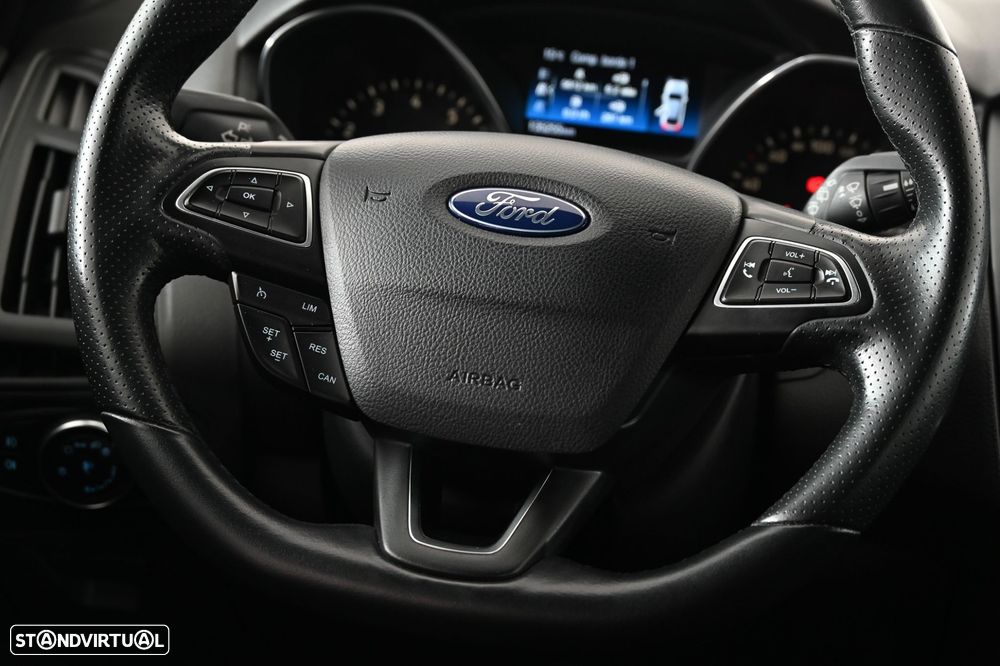 Ford Focus 1.0 EcoBoost ST-Line - 18