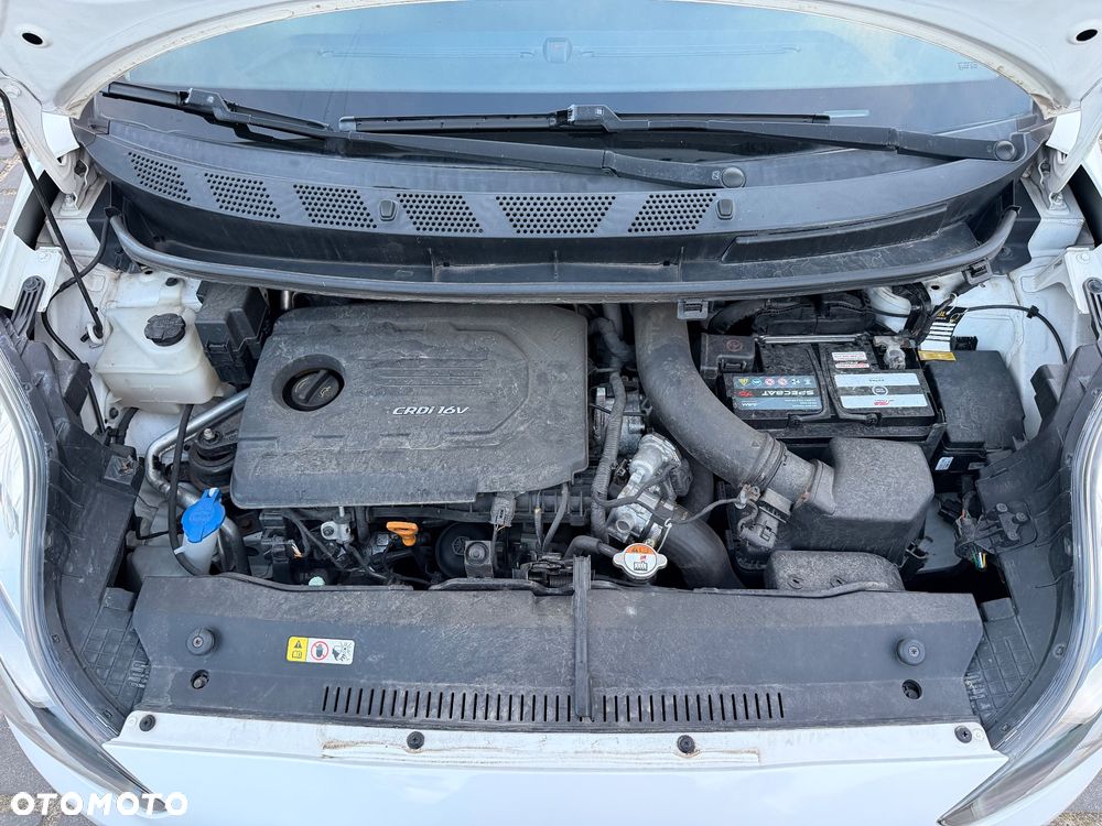 Hyundai ix20 1.6 CRDi blue YES Gold - 20