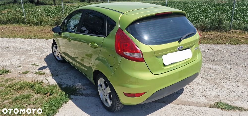 Ford Fiesta - 2