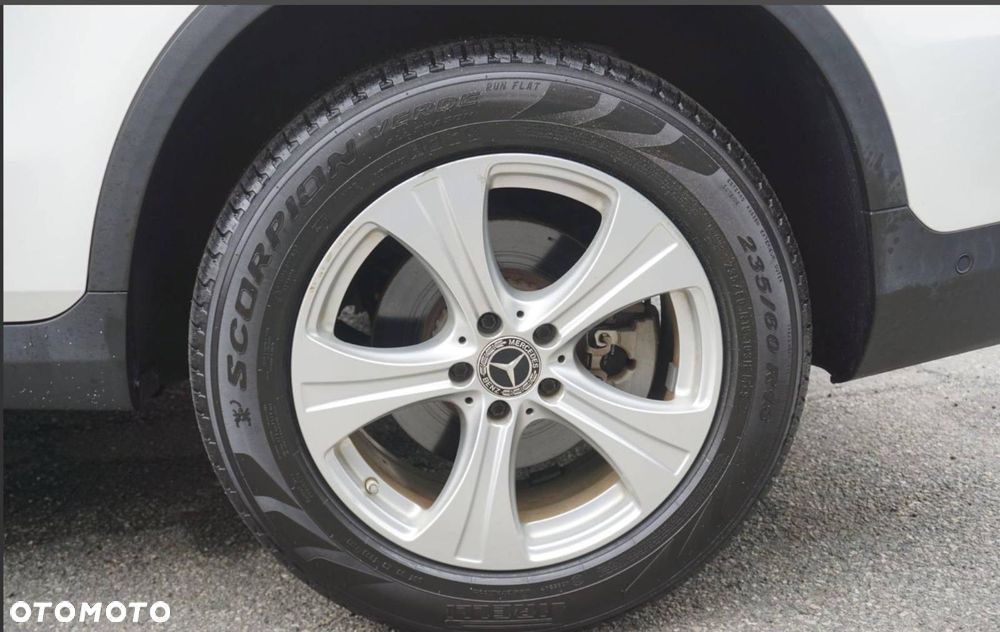 Mercedes-Benz GLC - 31