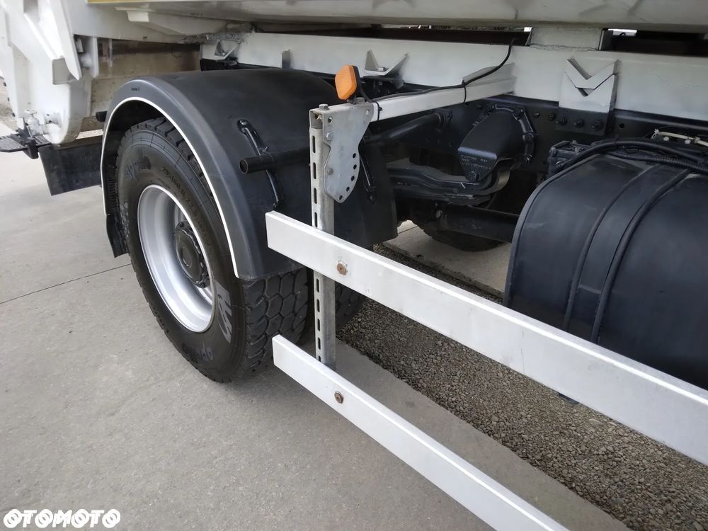 MAN TGM 18.250 4x4 Smieciarka resor - 11