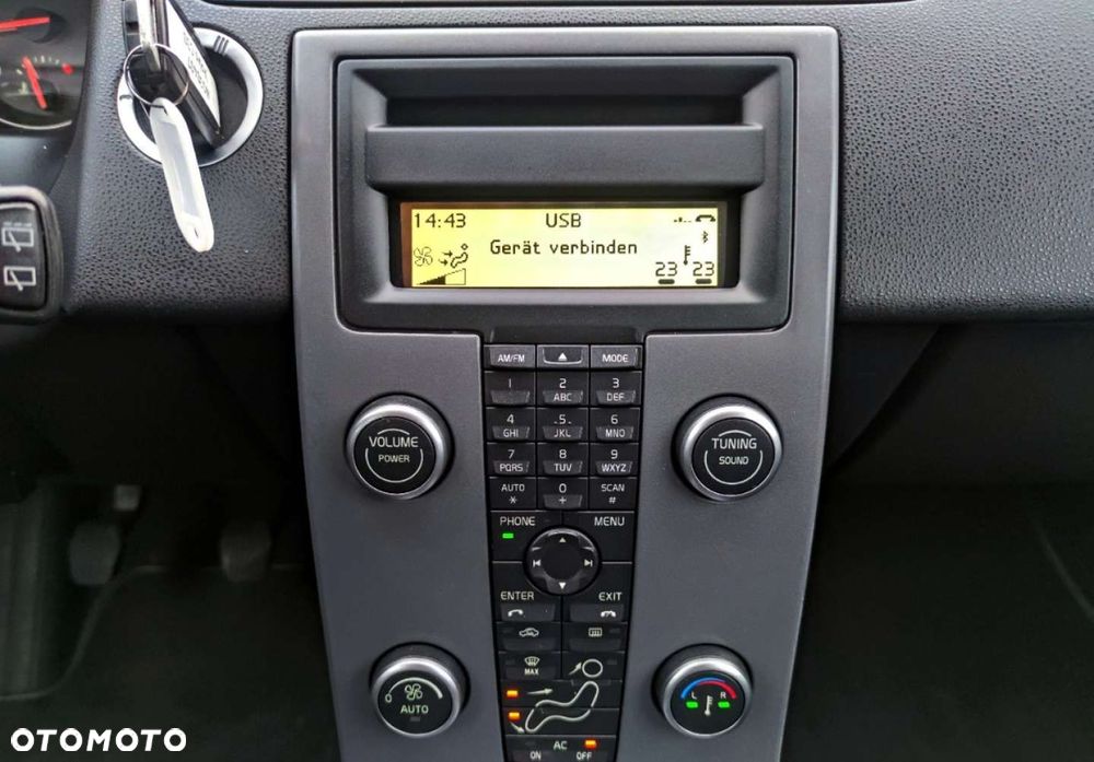 Volvo C30 D2 - 10