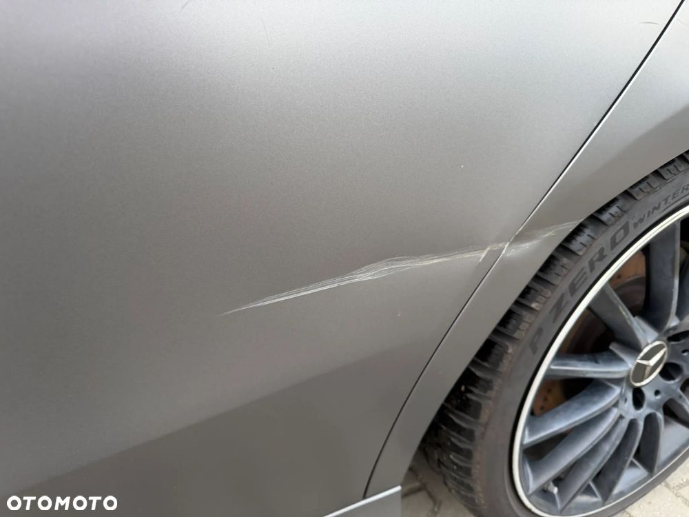 Mercedes-Benz CLA AMG 35 4-Matic 7G-DCT - 23