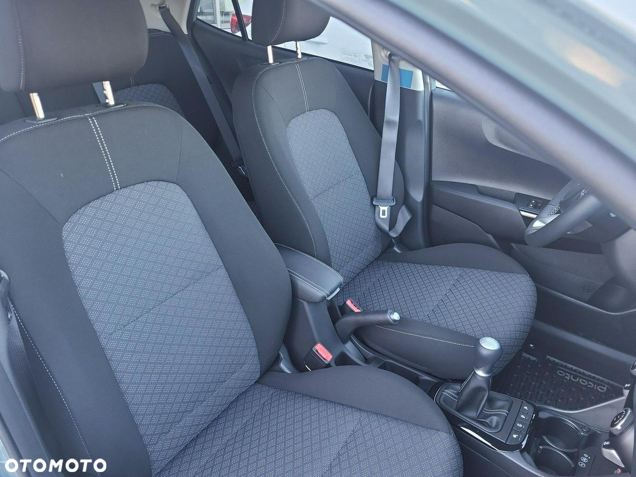 Kia Picanto - 21