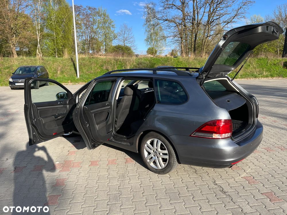 Volkswagen Golf - 4