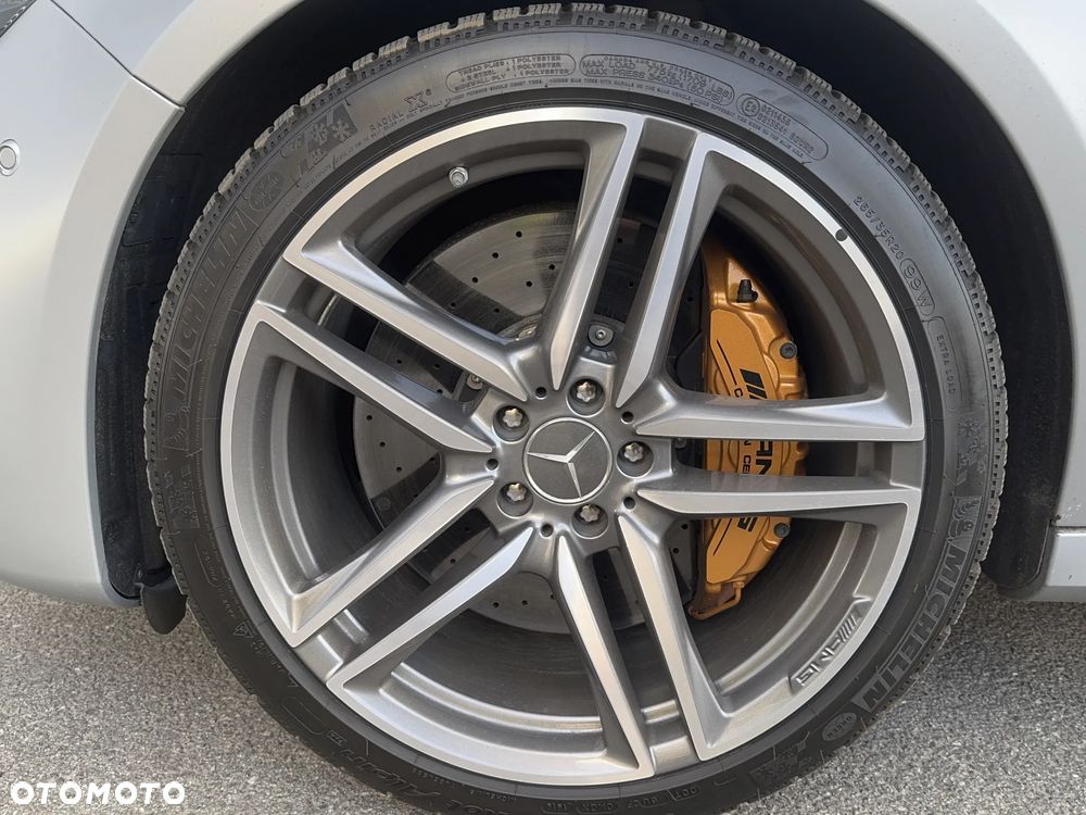 Mercedes-Benz Klasa E - 12