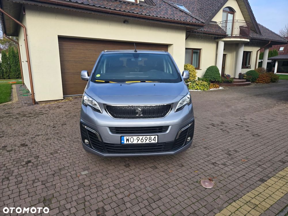 Peugeot Traveller