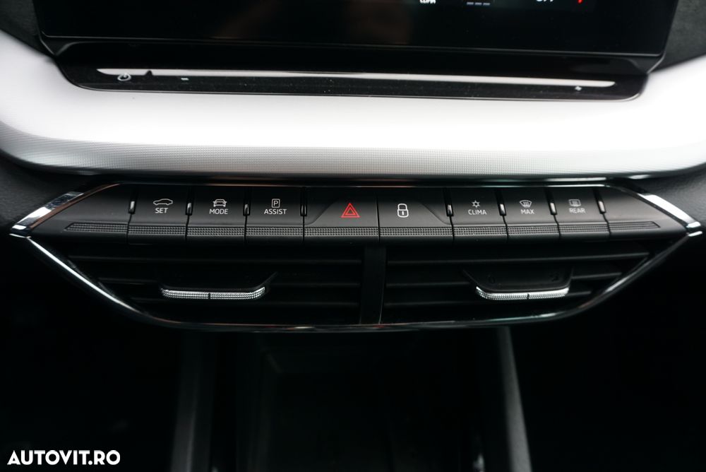 Skoda Octavia 1.5 TSI Sportline - 23