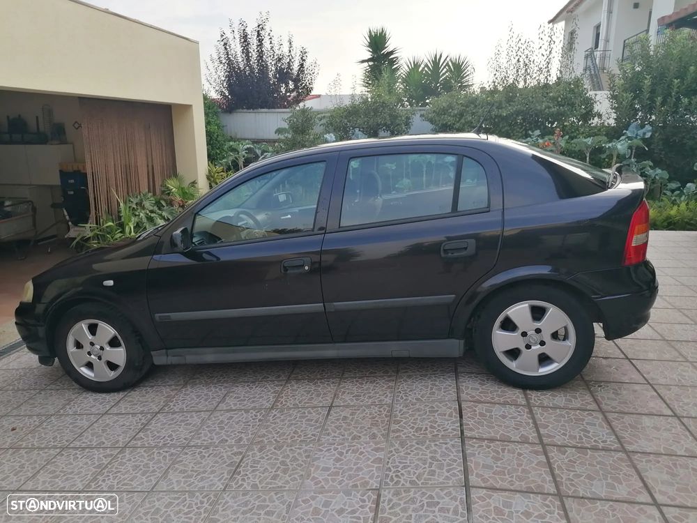 Opel Astra 1.2 Selection - 2