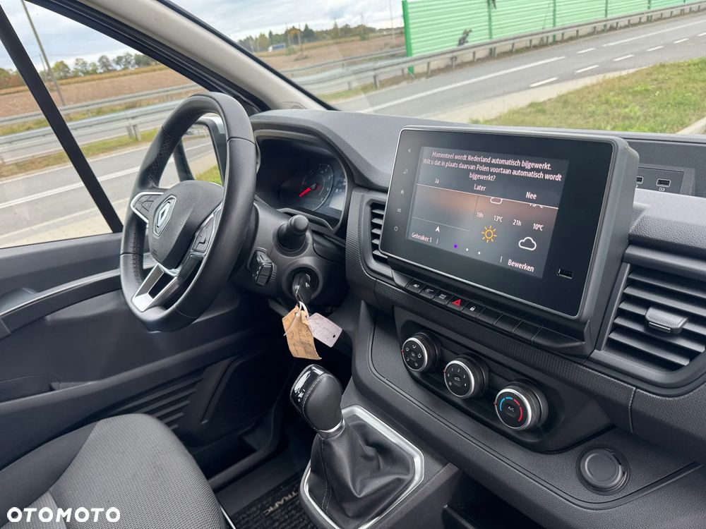 Renault TRAFIC - 22