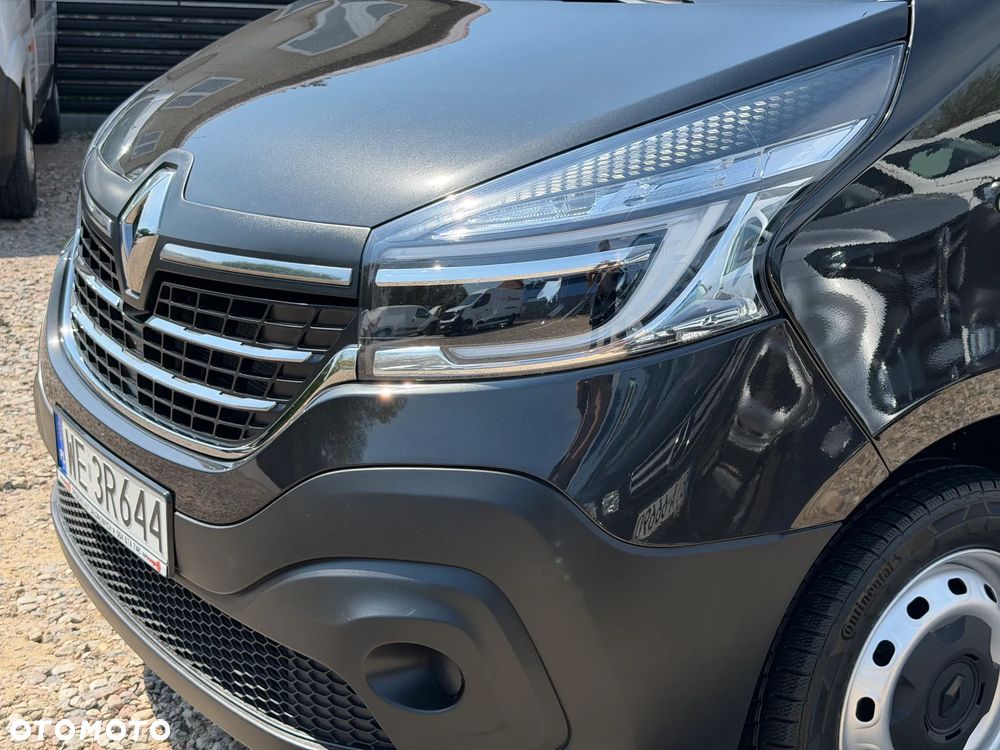 Renault TRAFIC VAN EXTRA L2H1, MAXI LONG, MOCNY SILNIK Euro 6 CI, 2.0 DCI 120KM, ROZRZĄD NA ŁAŃCUCHU, REFLEKTORY LED PURE VISION, KOLOR SPEC. CZARNY METALICZNY, DESIGN BUSINESS+ PAKIET FULL LED + PAKIET CHROM, MOBILNE BIURO, Furgon+ PEŁNA ZABUDOWA ŁADOWNI, Duża ładowność: 1168kg, Długa paka 3m, Pojemność 6,7m3 - 16